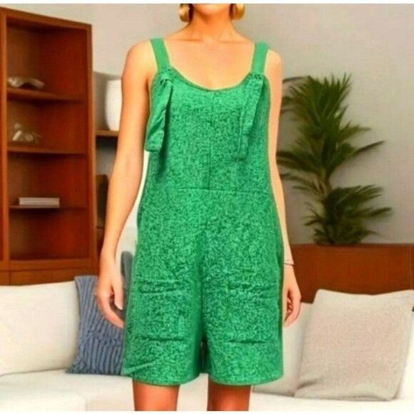 Ladies' overall romper sz Large - Picture 4 of 6